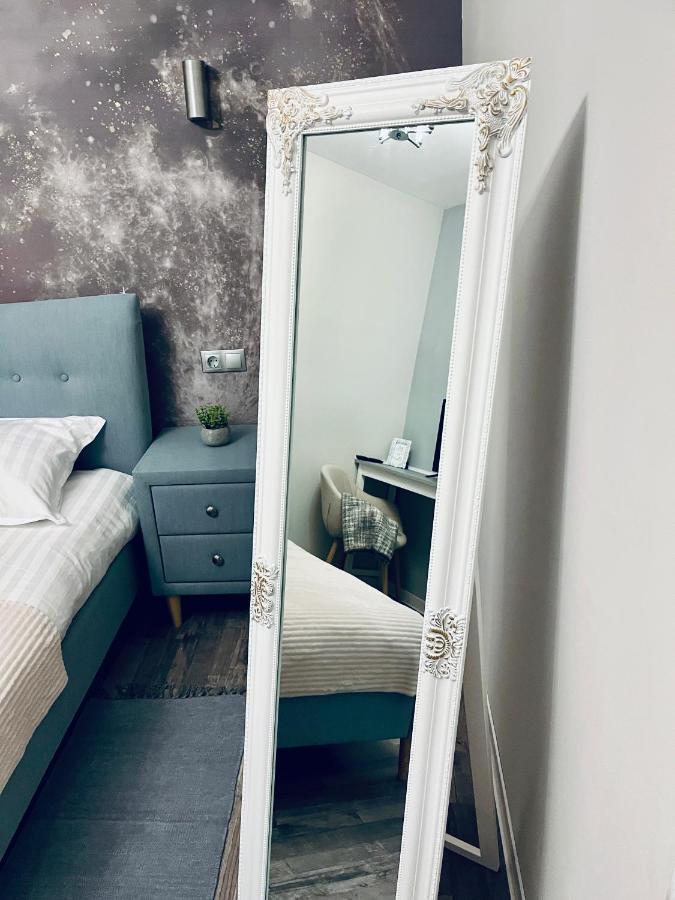 Moon And Sun Apartments Сибиу Экстерьер фото