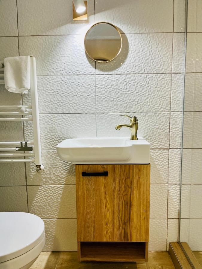Moon And Sun Apartments Сибиу Экстерьер фото