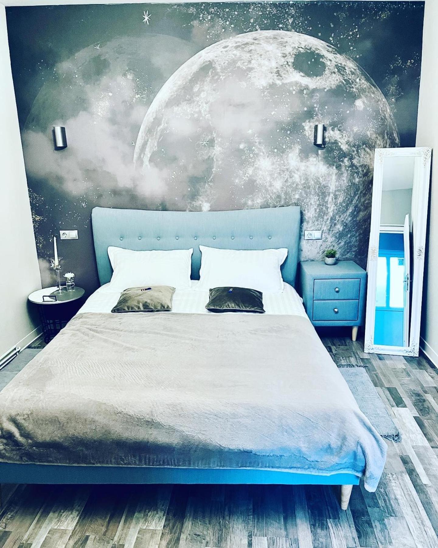 Moon And Sun Apartments Сибиу Экстерьер фото